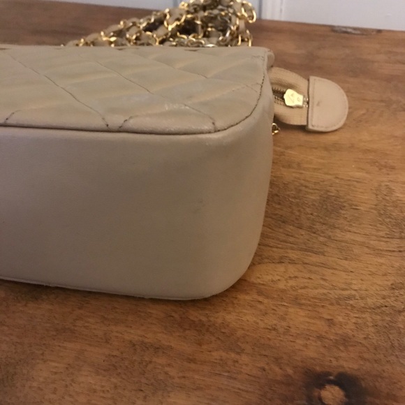 Vintage CHANEL Double Chain Purse - Picture 8 of 15